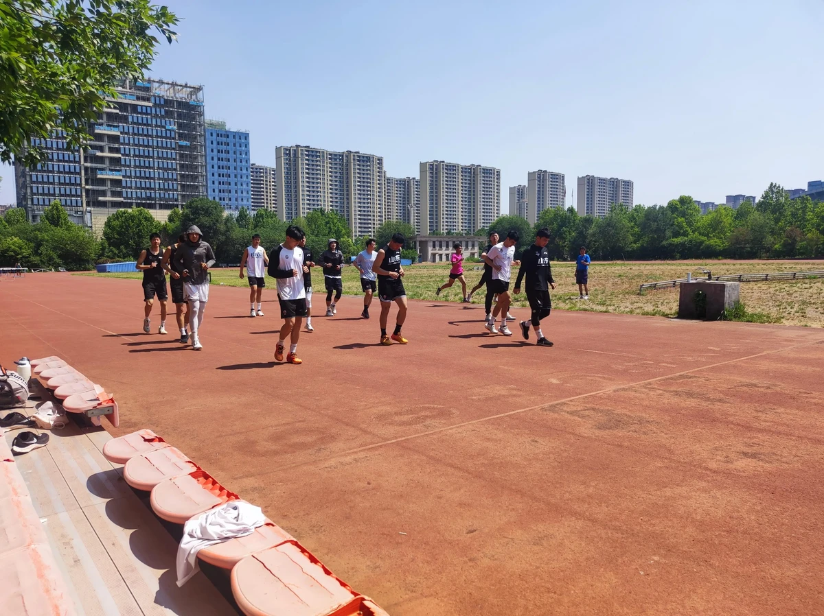 如何通过数据分析改进篮球战术训练?_1